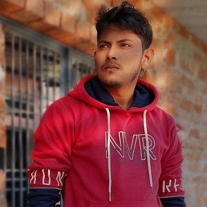 Meet your Posher, Aman